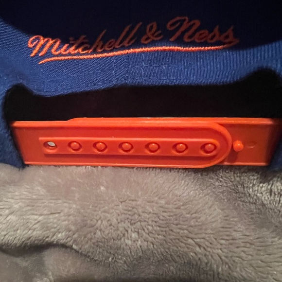 NBA Knicks SnapBack cap. Hardwood Classics. Mitchell & Ness.NWOT - Picture 7 of 8